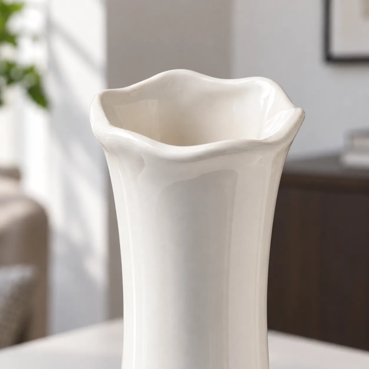 White Scallop Vase - detail view